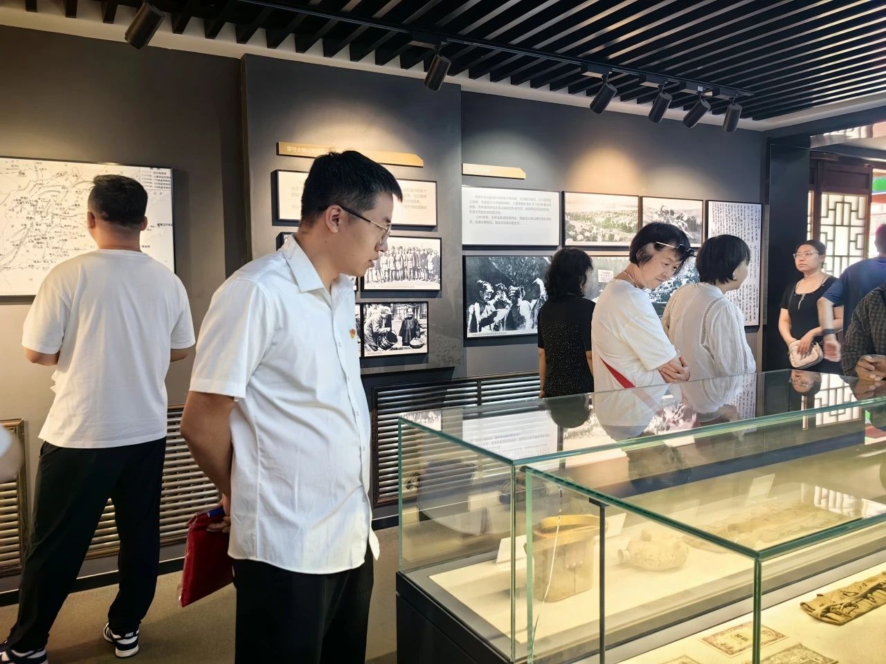 1754903133100343.jpg 4.jpg