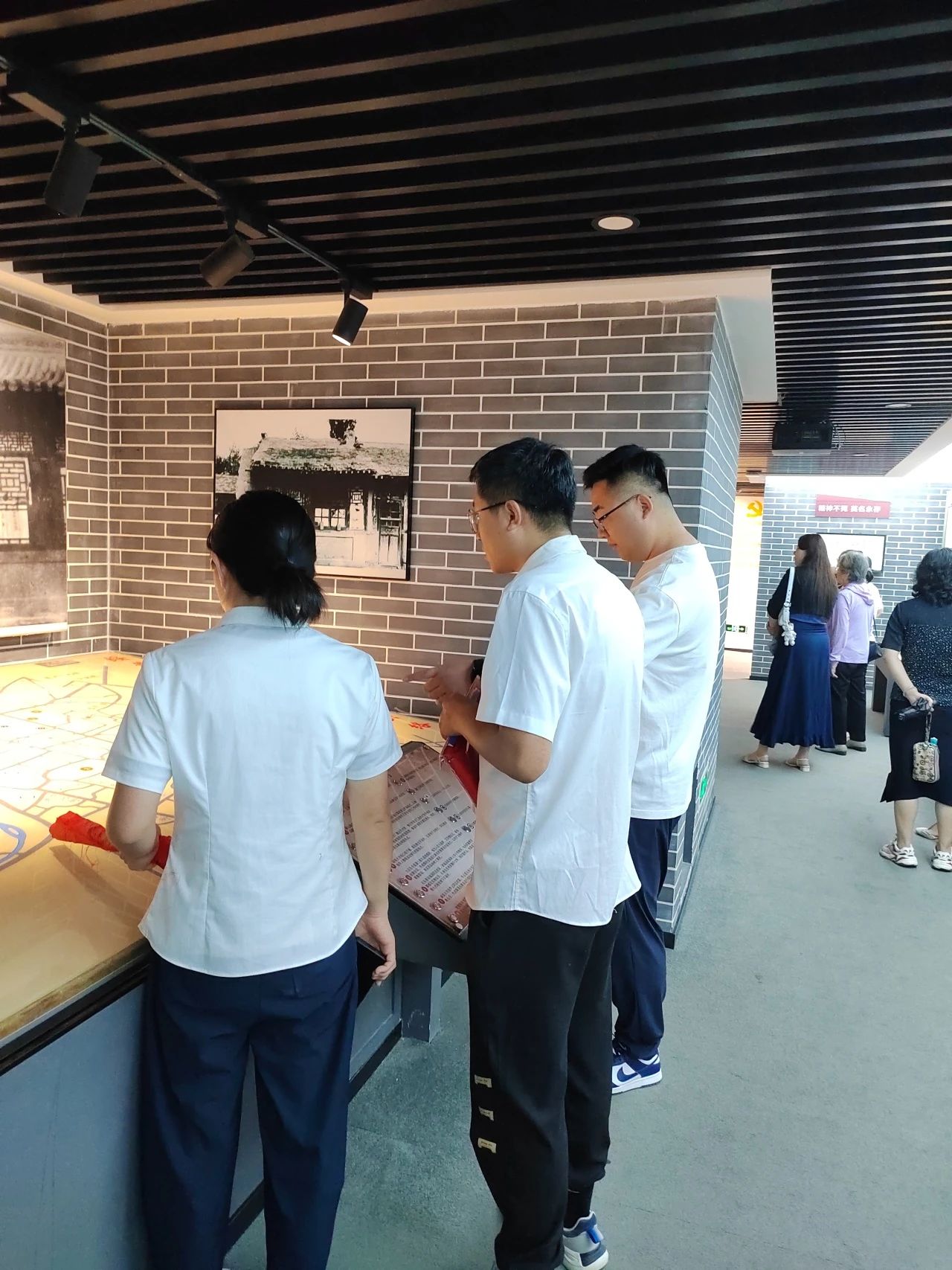 1754903167180353.jpg 7.jpg